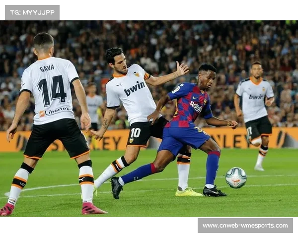 科莫0-4溃败解析：罗伯托伤缺致中场失控，高空防守崩盘