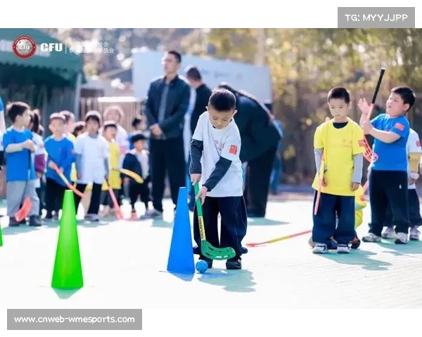首届全国幼儿软式曲棍球嘉年华在杭州落幕，16支幼儿队伍参与